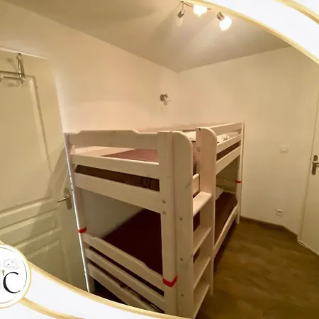 T2 Ski, Heated Pool, Hammam Apartment *
